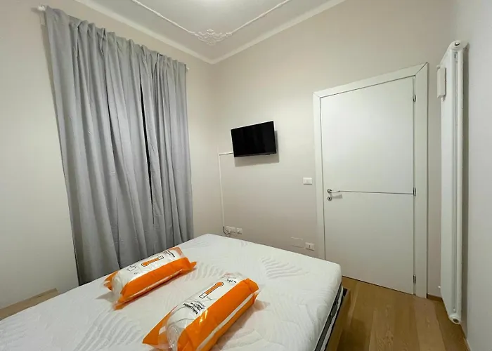 Casa Centro Foce Con Posto Auto * ג'נובה